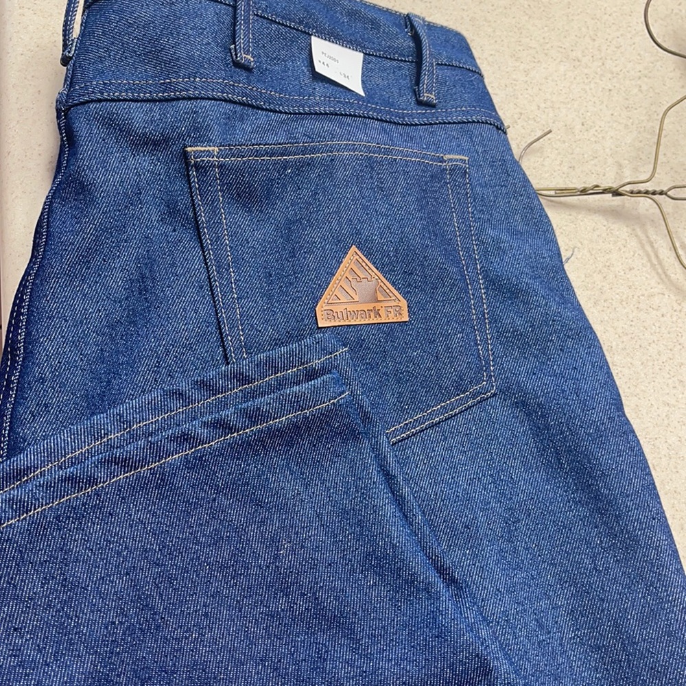Fire resistant work jeans